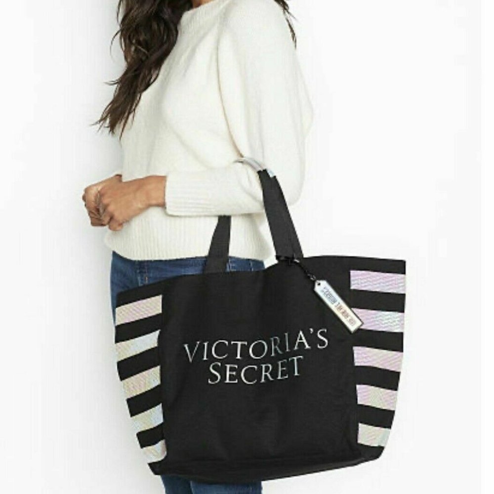 NWT VICTORIAS SECRET TOTE WEEKENDER GYM BEACH BAG WHITE BLACK STRIPED SEQUIN